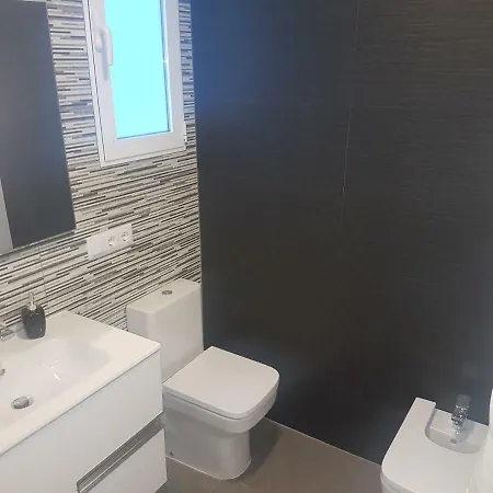 Exclusive 3 Bed On The Beach Front With Solarium And Jacuzzi *